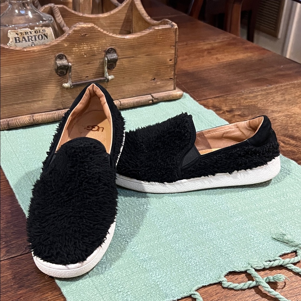 UGG Ricci Faux Sheepskin Slip-On Sneakers